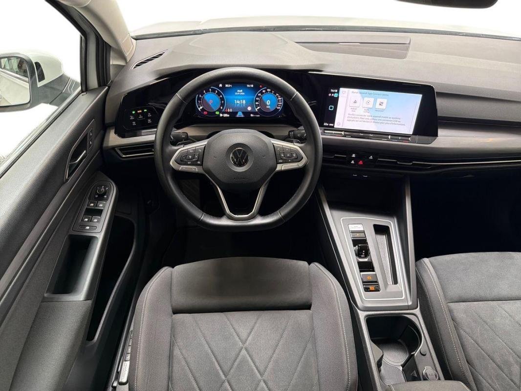 Volkswagen Golf - Photo 24