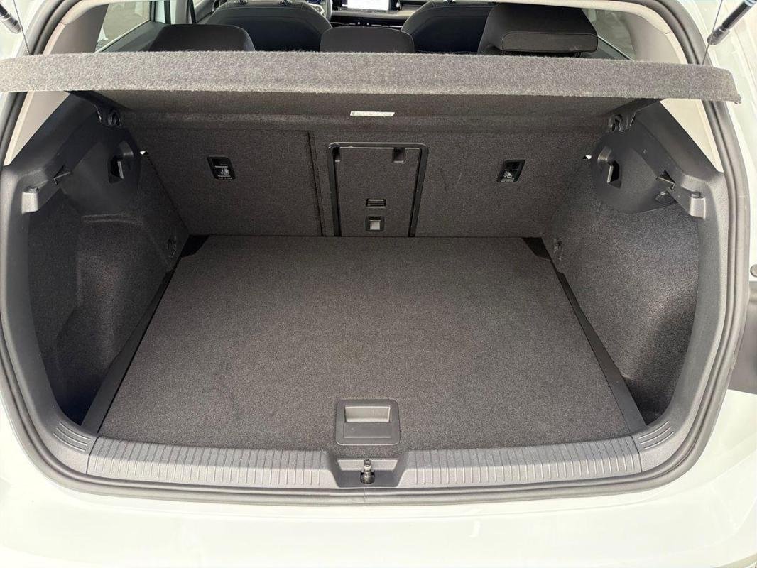 Volkswagen Golf - Photo 31