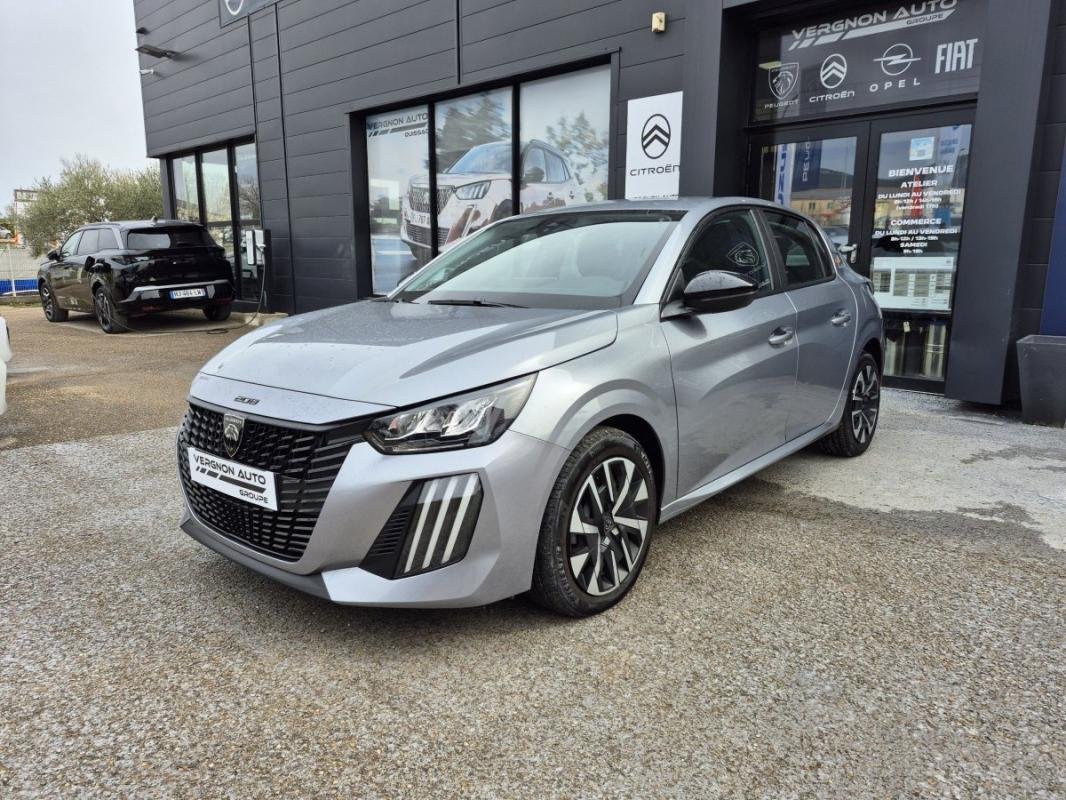 Peugeot 208 - Photo 1