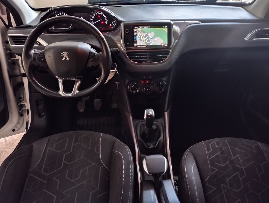 Peugeot 2008 - Photo 3