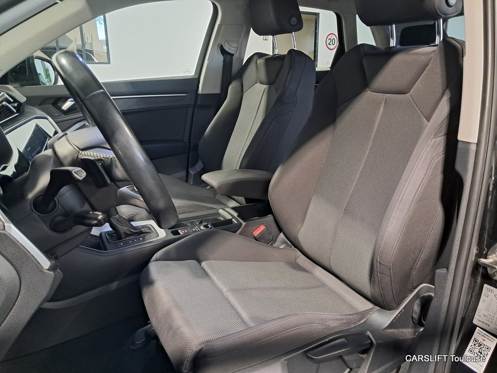 Audi Q3 - Photo 14