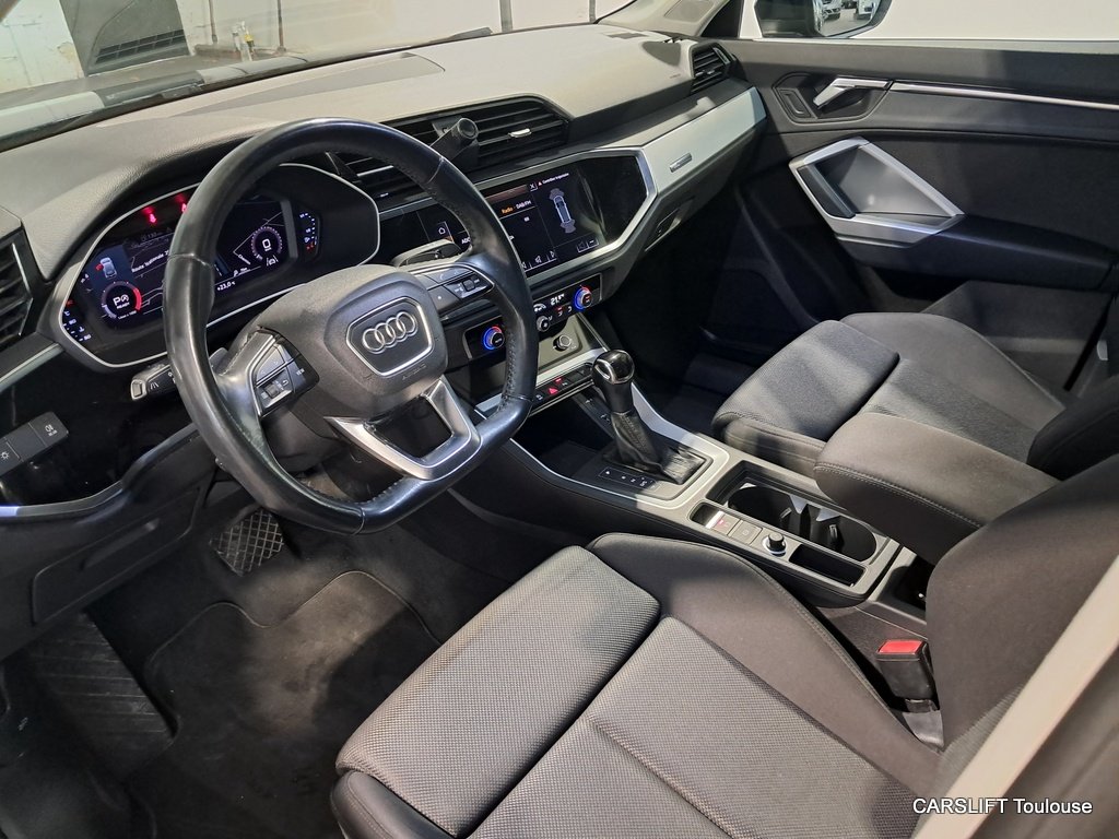 Audi Q3 - Photo 18