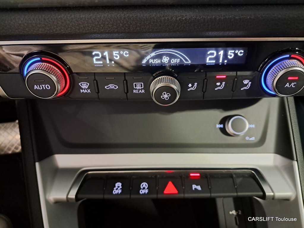 Audi Q3 - Photo 25