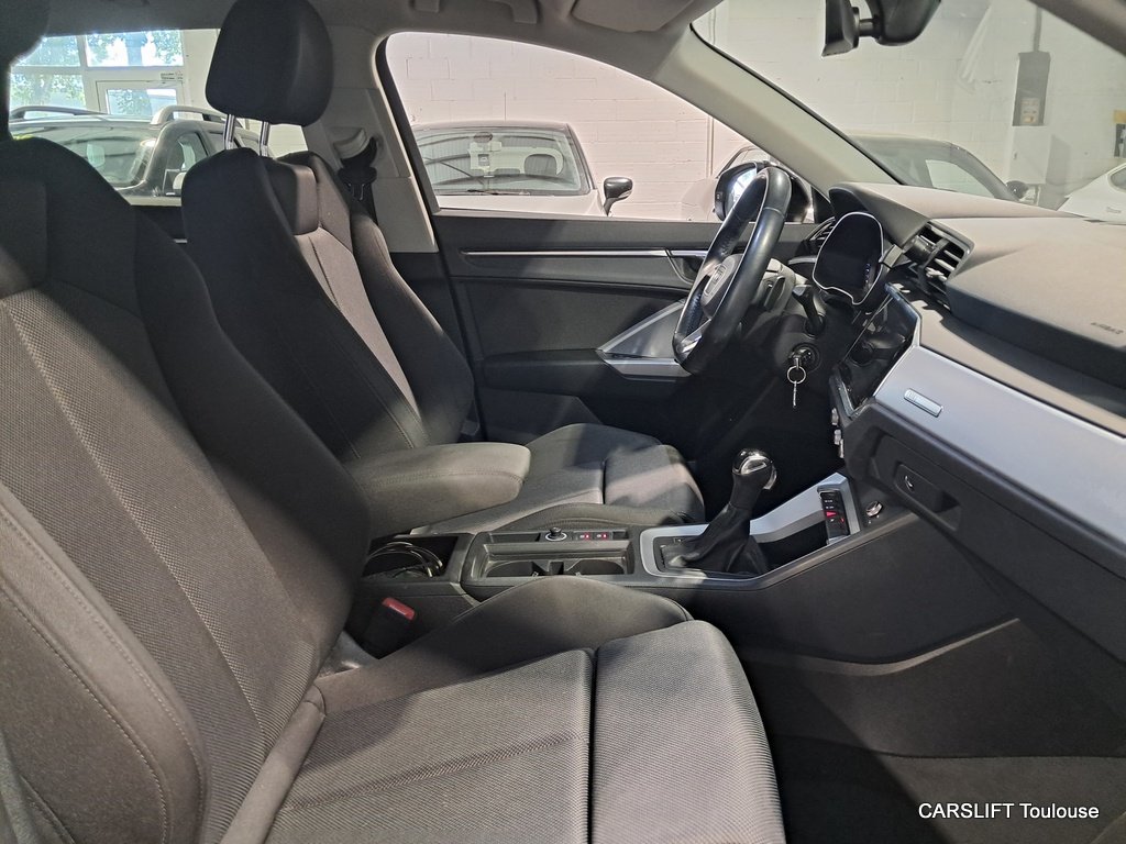 Audi Q3 - Photo 9