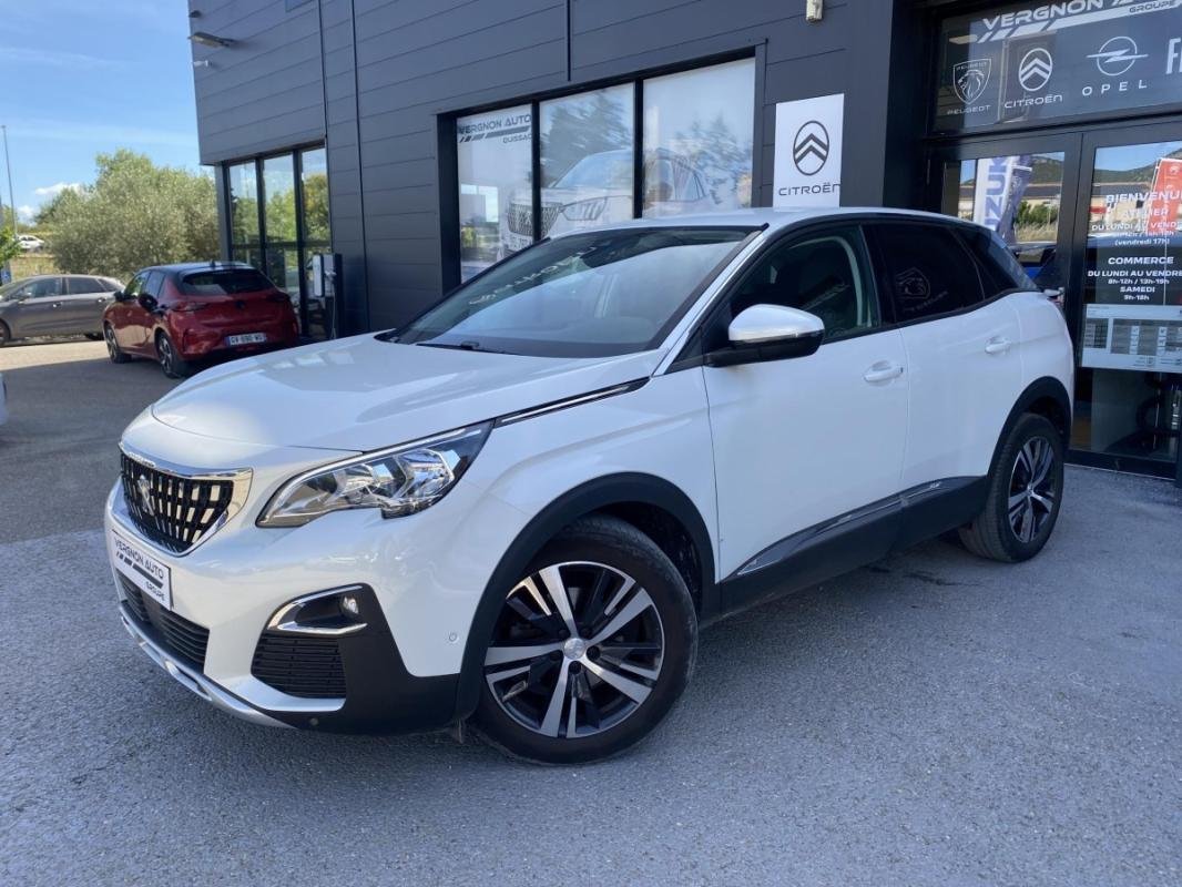 Peugeot 3008 - Photo 1