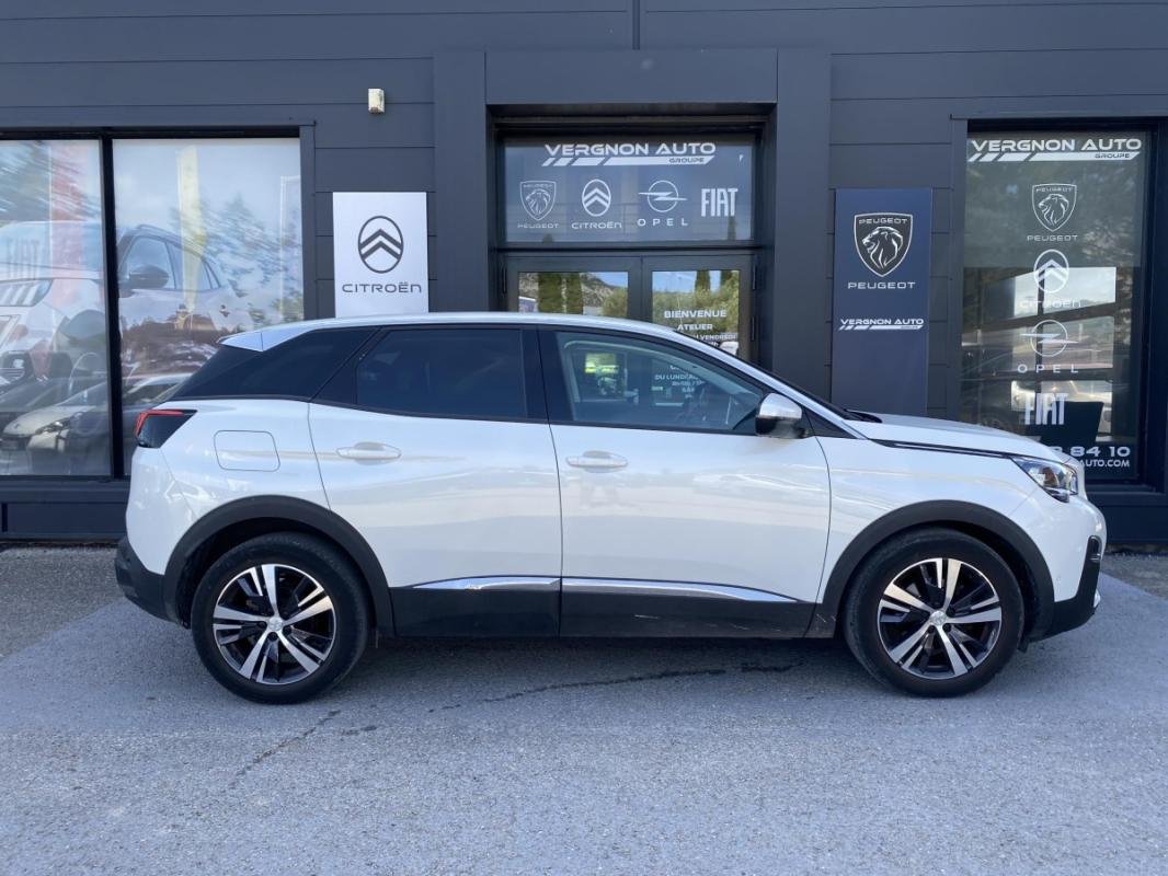 Peugeot 3008 - Photo 2