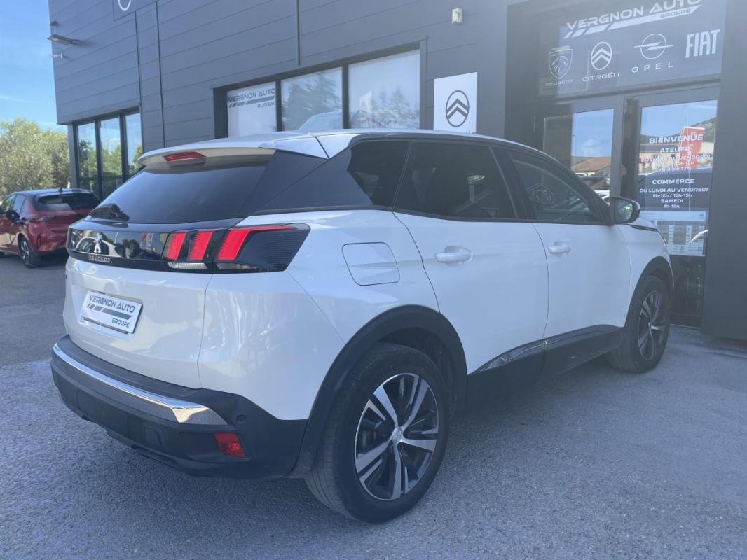 Peugeot 3008 - Photo 3