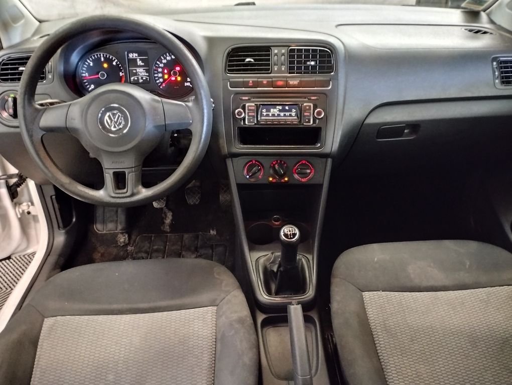 Volkswagen Polo - Photo 3