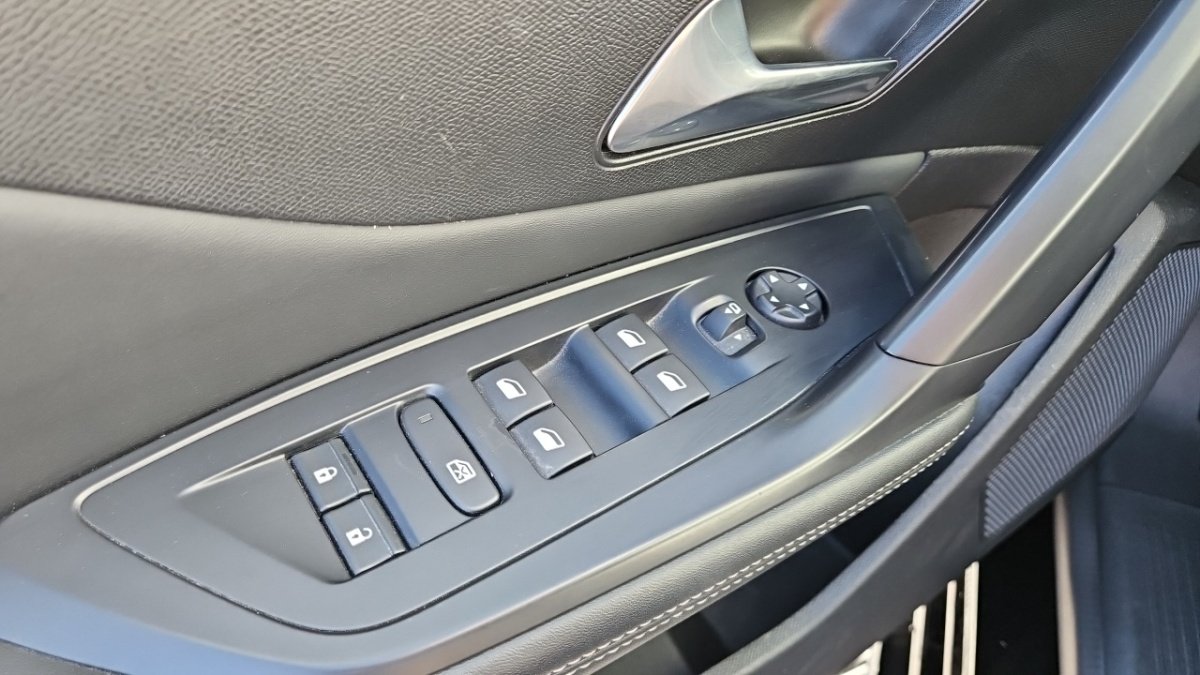Peugeot 308 - Photo 24