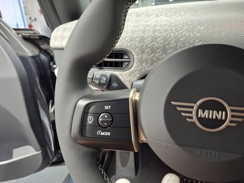 Mini Cooper - Photo 35