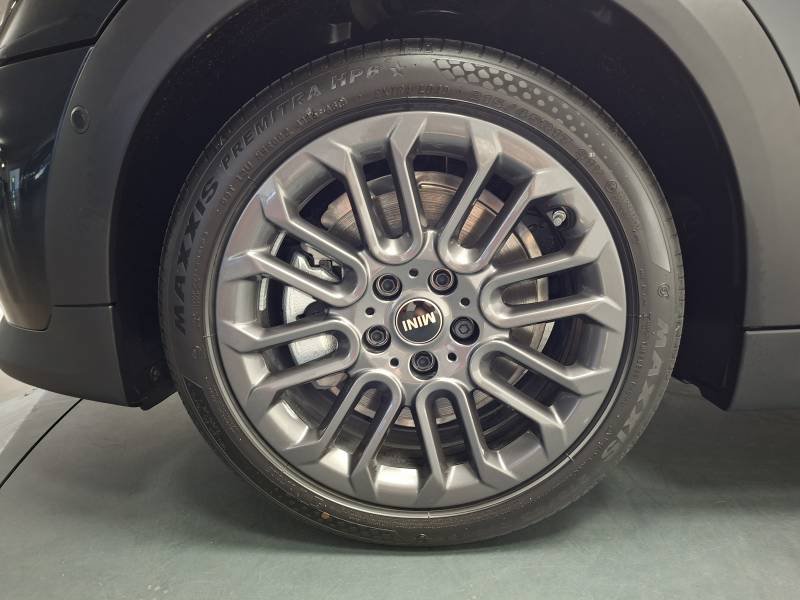 Mini Cooper - Photo 9
