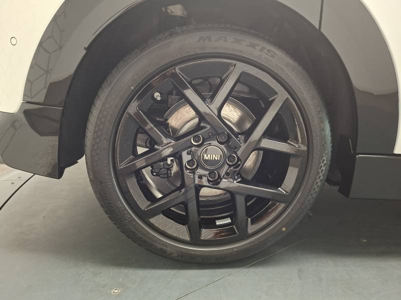 Mini Cooper - Photo 18