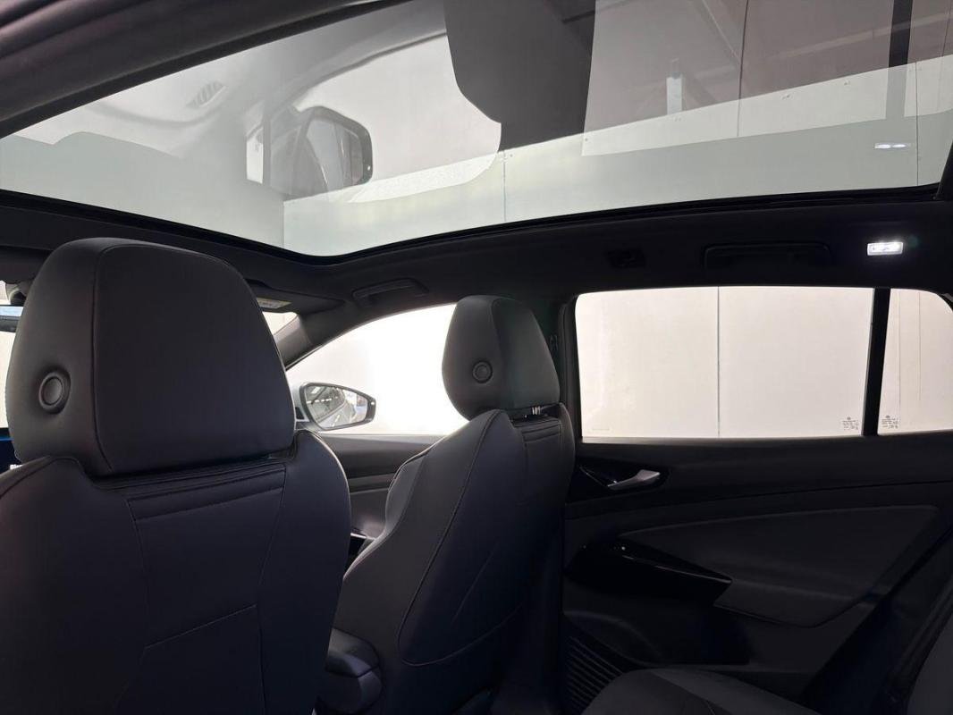 Volkswagen ID.4 - Photo 35