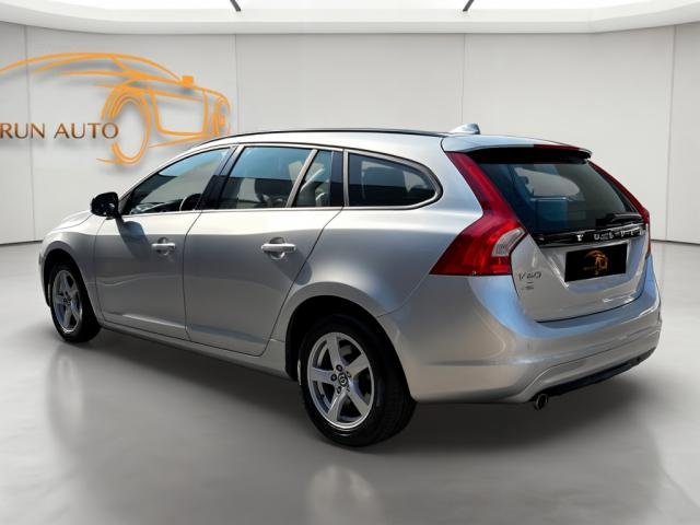 Volvo V60 - Photo 5