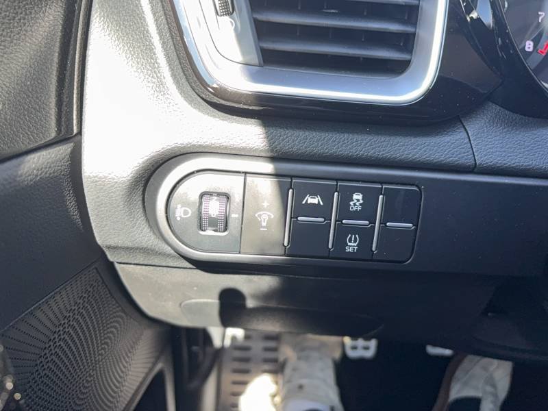 Kia CEED - Photo 15