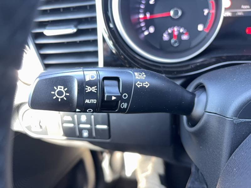 Kia CEED - Photo 19