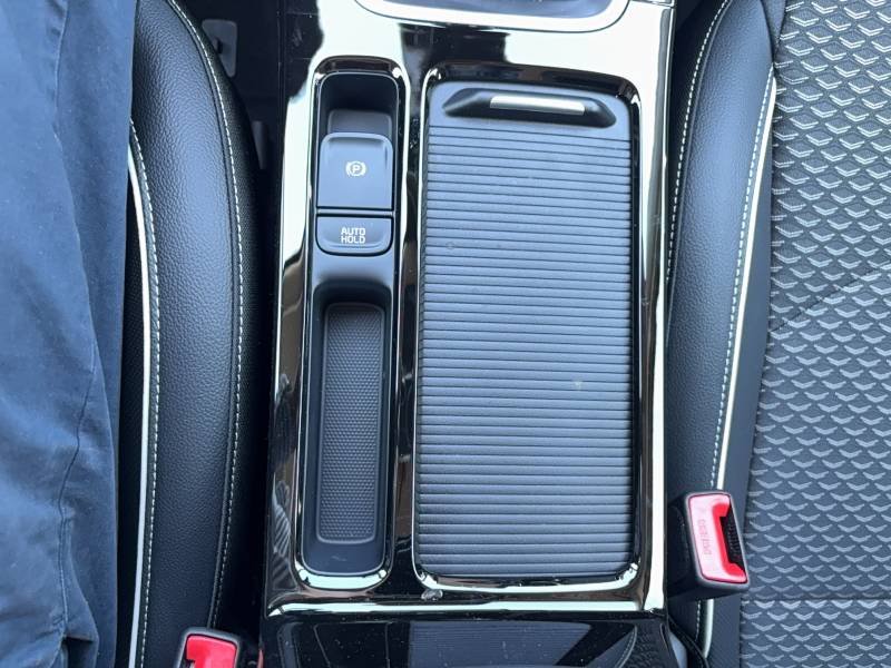 Kia CEED - Photo 23