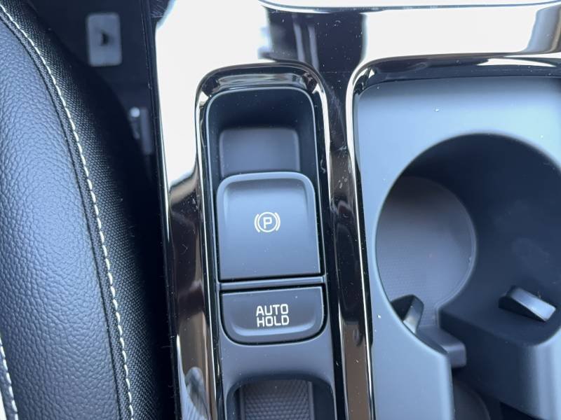 Kia CEED - Photo 25