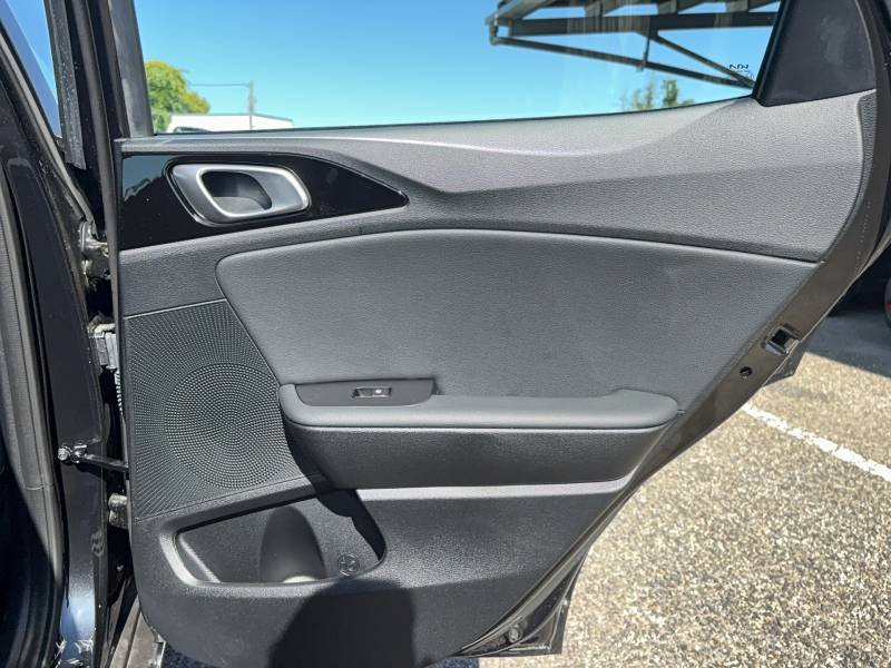 Kia CEED - Photo 43