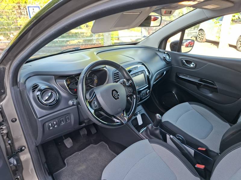 Renault Captur - Photo 10