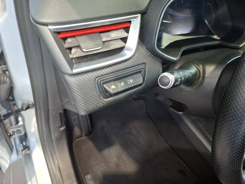 Renault Clio - Photo 24
