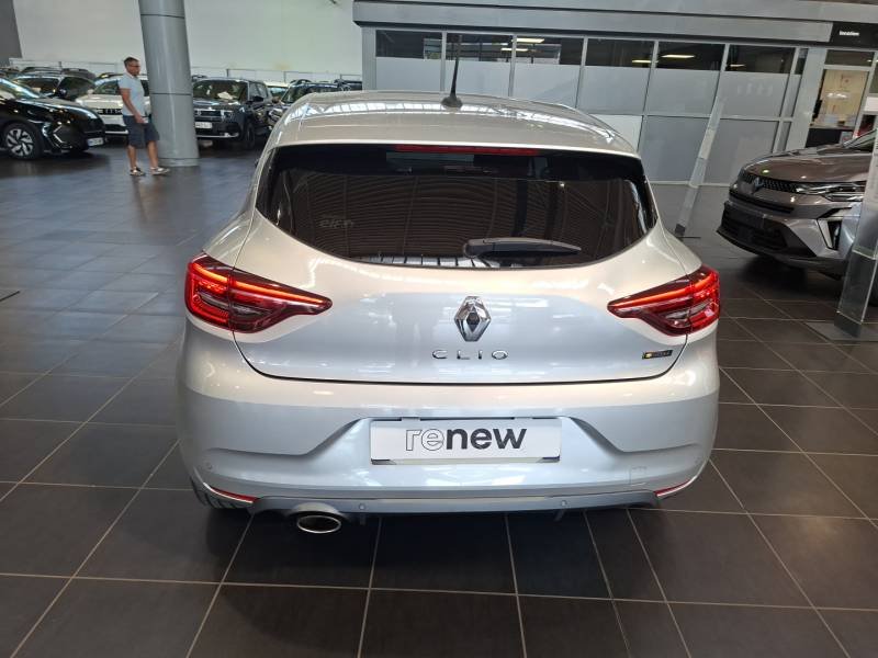 Renault Clio - Photo 4