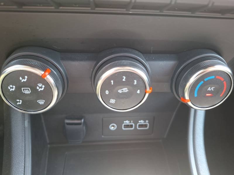 Renault Captur - Photo 24