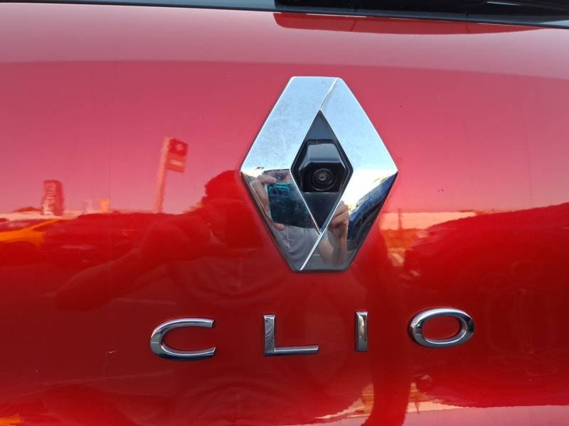 Renault Clio - Photo 22