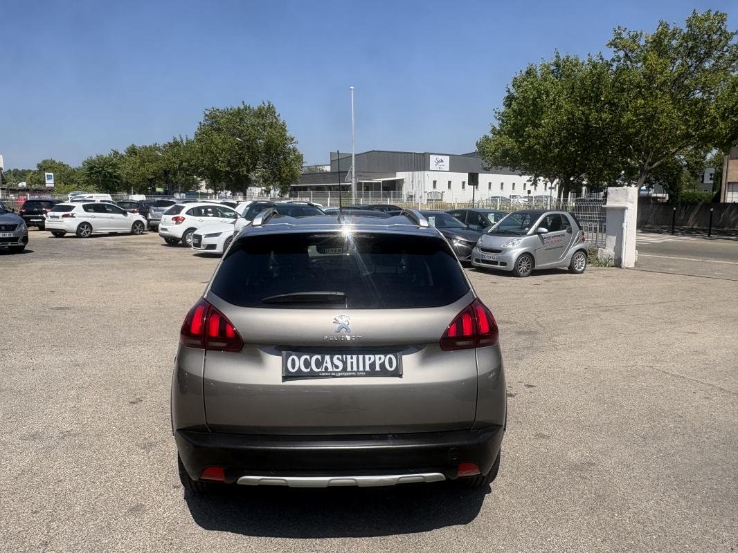 Peugeot 2008 - Photo 2