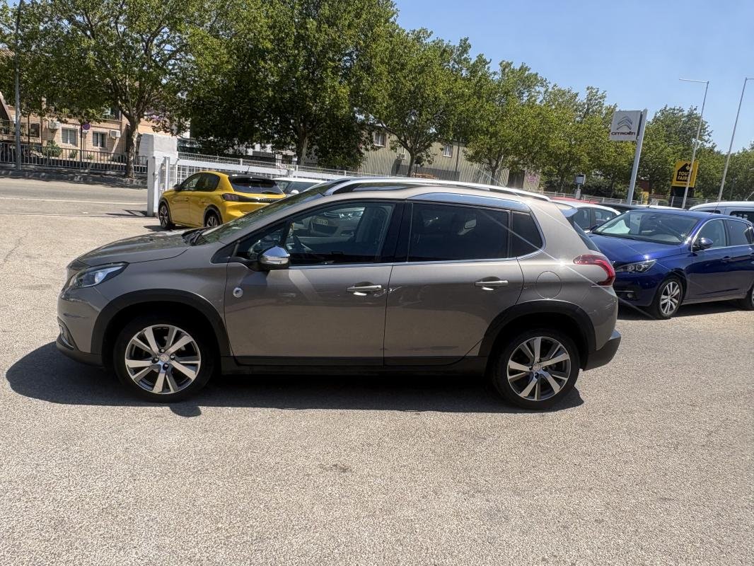 Peugeot 2008 - Photo 4