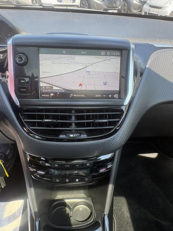 Peugeot 2008 - Photo 9