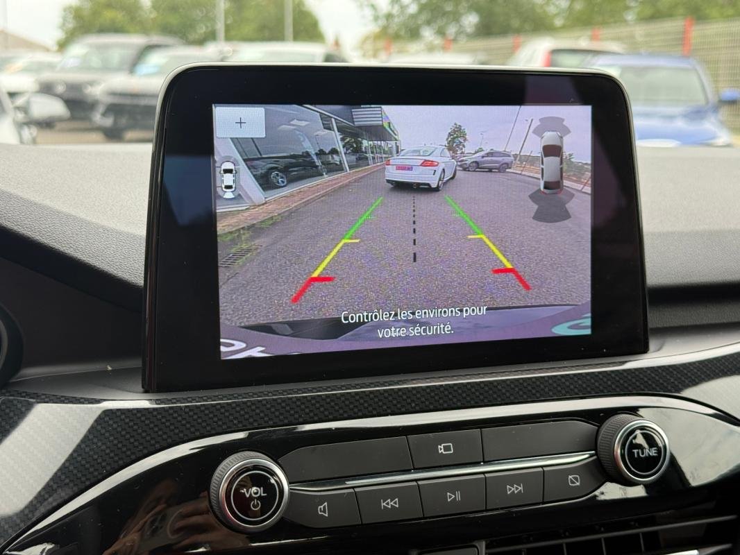 Ford Kuga - Photo 17