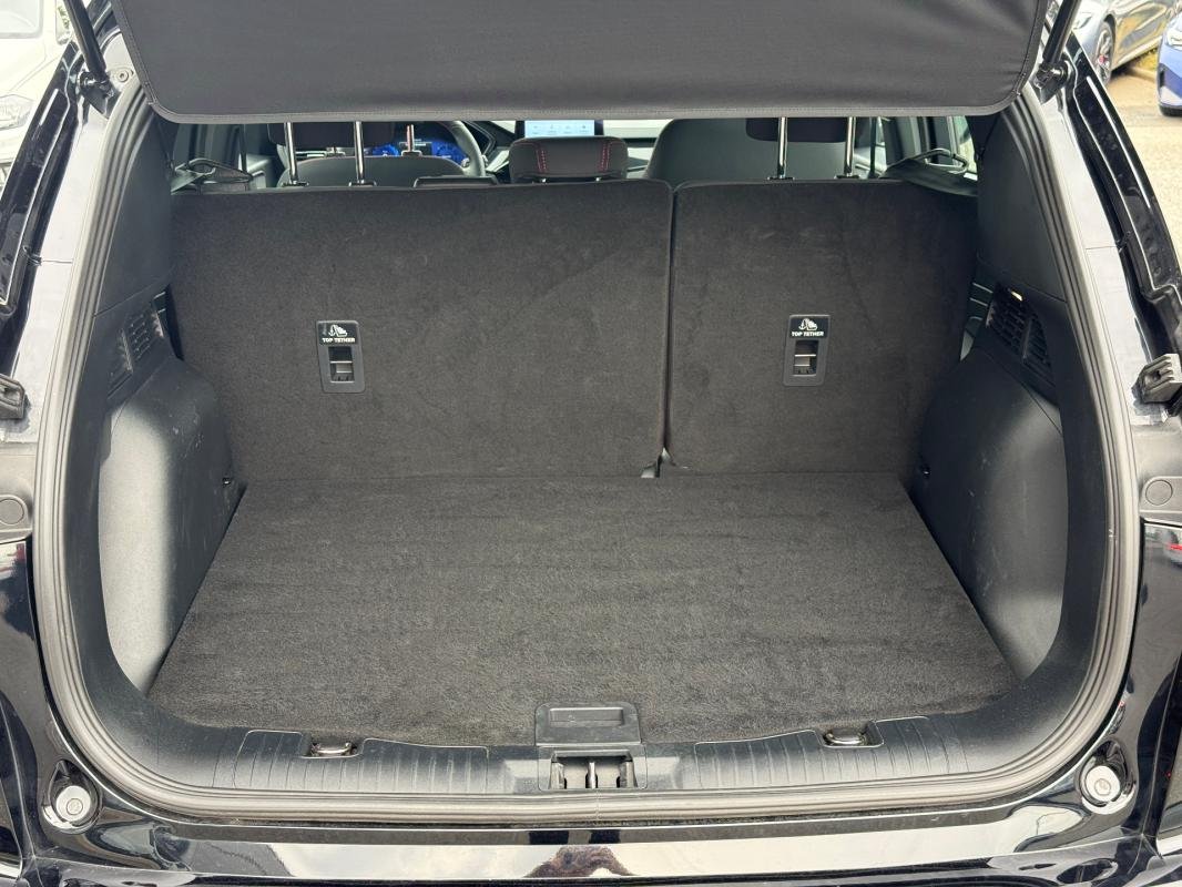 Ford Kuga - Photo 21