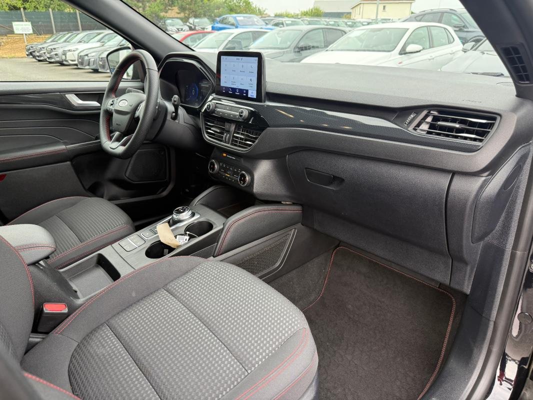 Ford Kuga - Photo 24