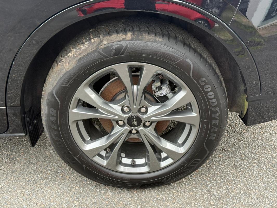 Ford Kuga - Photo 28