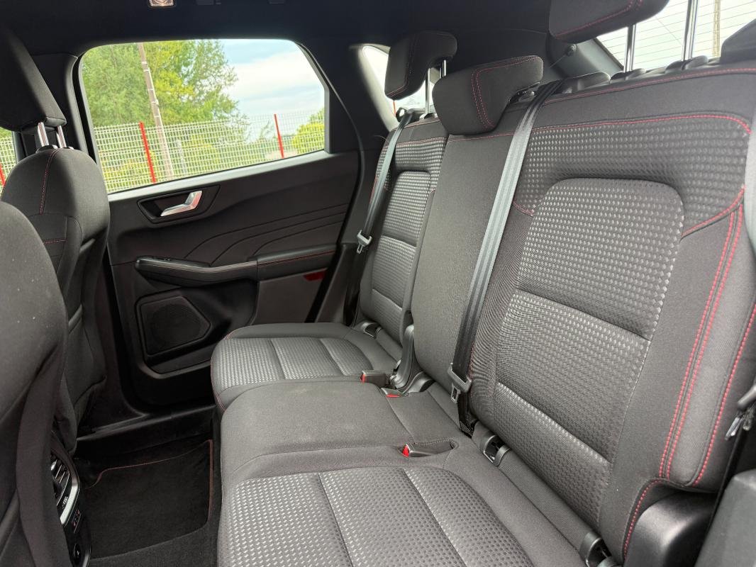 Ford Kuga - Photo 6