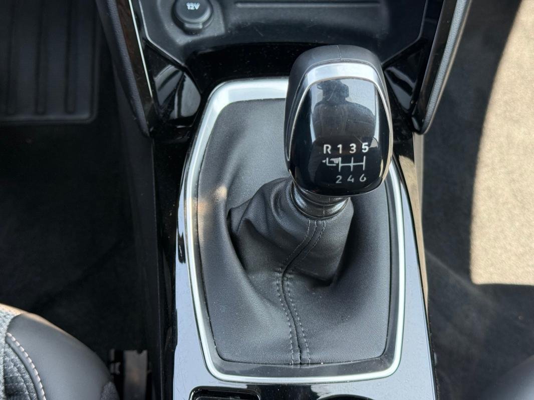 Peugeot 208 - Photo 15