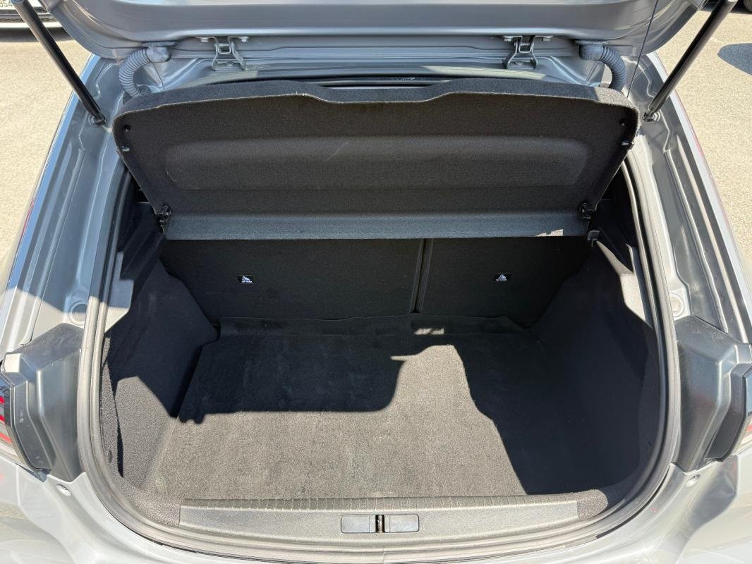 Peugeot 208 - Photo 28