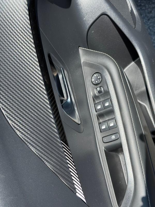 Peugeot 208 - Photo 8