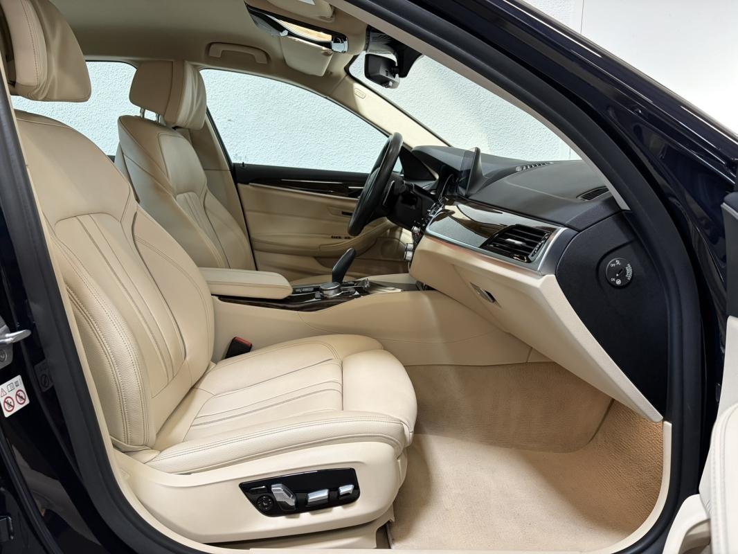 BMW 530 - Photo 36