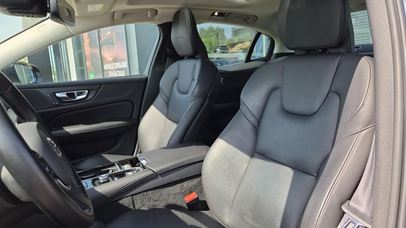 Volvo S60 - Photo 24