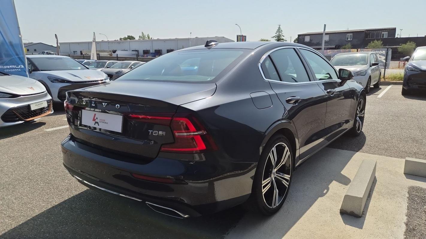 Volvo S60 - Photo 5