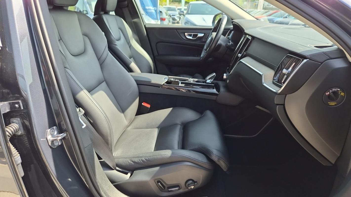 Volvo S60 - Photo 10