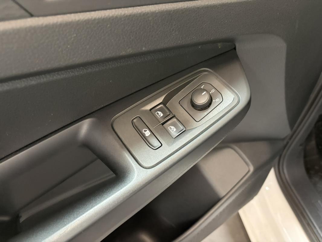 Volkswagen Caddy - Photo 22