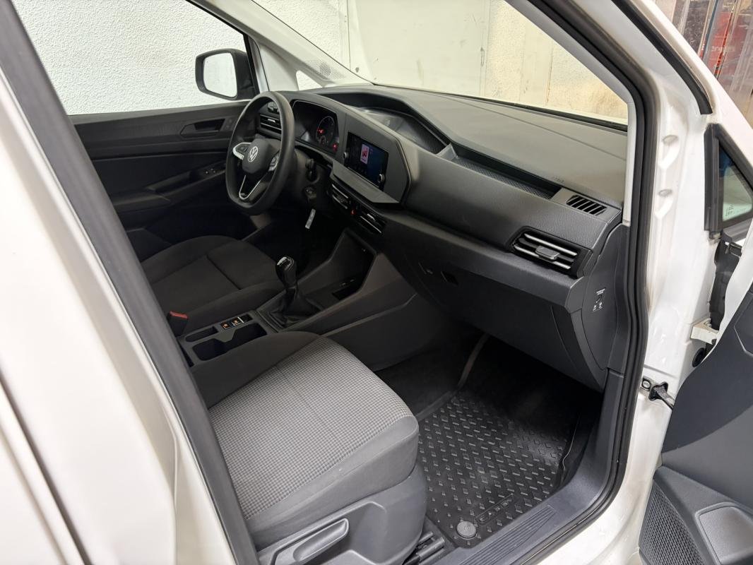 Volkswagen Caddy - Photo 24