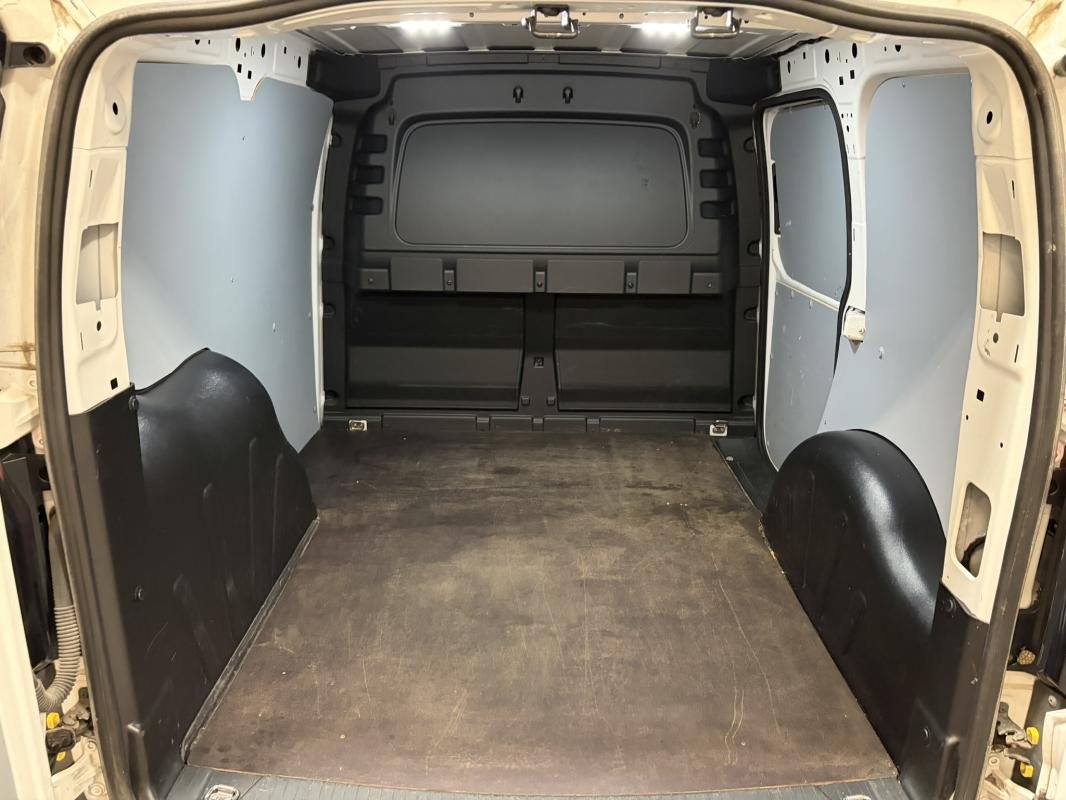 Volkswagen Caddy - Photo 39