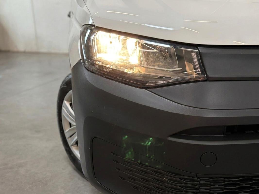 Volkswagen Caddy - Photo 6