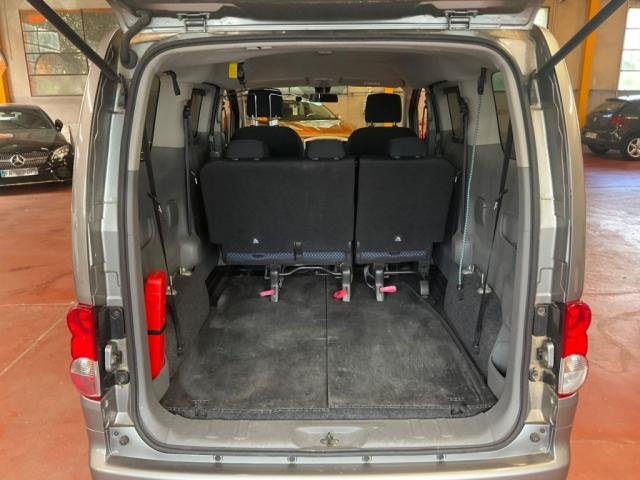 Nissan Evalia - Photo 11