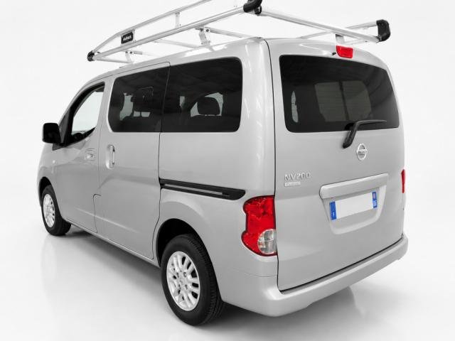 Nissan Evalia - Photo 2