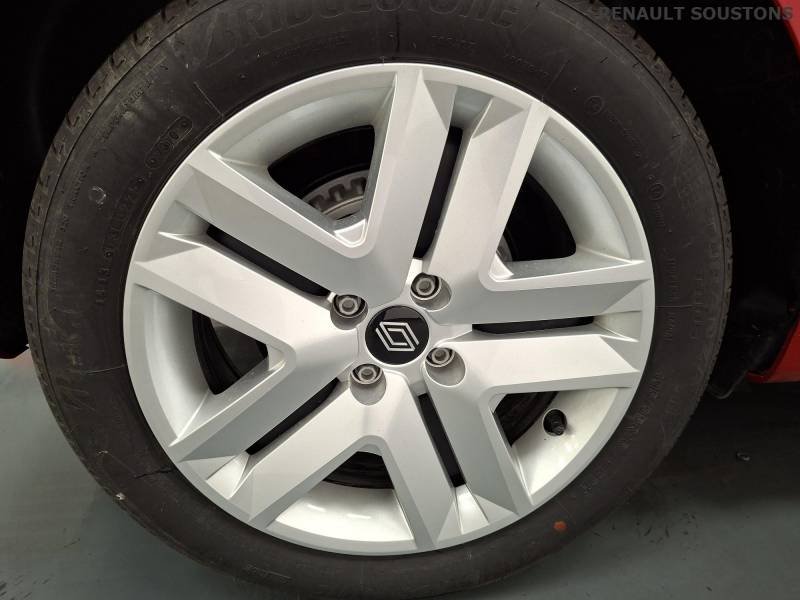 Renault Clio - Photo 22